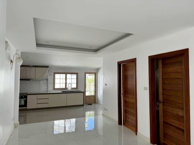 8R0732 ให้เช่า pool villa 4 ห้องนอน 4 ห้องน้ำ ราคา 100,000/เดือน โซนฉลอง
