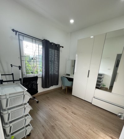 8R0739 ให้เช่าบ้านแฝดสองชั้น 3 ห้องนอน 2 ห้องน้ำ ราคา 30,000/เดือน โซนฉลอง