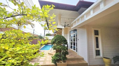 8R0742 ให้เช่า pool villa 3 ห้องนอน 2 ห้องน้ำ ราคา 60,000/เดือน โซนฉลอง