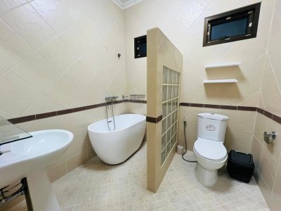 8R0745 ให้เช่า pool villa 4 ห้องนอน 4 ห้องน้ำ ราคา 120,000/เดือน โซนฉลอง