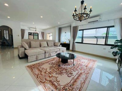 8R0745 ให้เช่า pool villa 4 ห้องนอน 4 ห้องน้ำ ราคา 120,000/เดือน โซนฉลอง