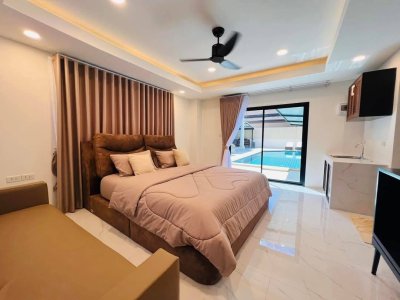 8R0745 ให้เช่า pool villa 4 ห้องนอน 4 ห้องน้ำ ราคา 120,000/เดือน โซนฉลอง