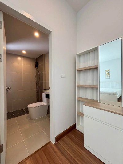 8R0746 ให้เช่าบ้านแฝดชั้นเดียว 3 ห้องนอน 2 ห้องน้ำ ราคา 55,000/เดือน โซนฉลอง
