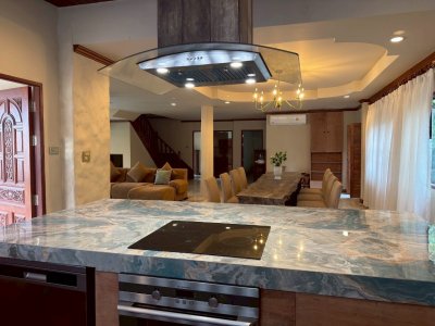 8R0755 ให้เช่า pool villa 5 ห้องนอน 6 ห้องน้ำ ราคา 290,000/เดือน โซนฉลอง
