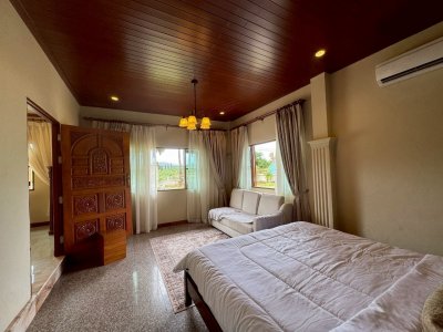 8R0755 ให้เช่า pool villa 5 ห้องนอน 6 ห้องน้ำ ราคา 290,000/เดือน โซนฉลอง