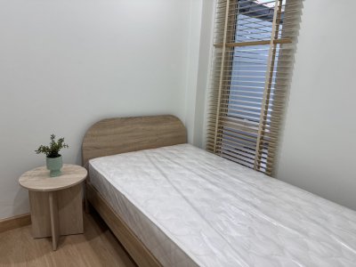 8R0758 ให้เช่าบ้านแฝดสองชั้น 3 ห้องนอน 3 ห้องน้ำ ราคา 45,000/เดือน โซนฉลอง