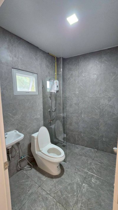 8R0762 This house for rent 2 bedroom 1 bathroom 26,000/month at chalong
