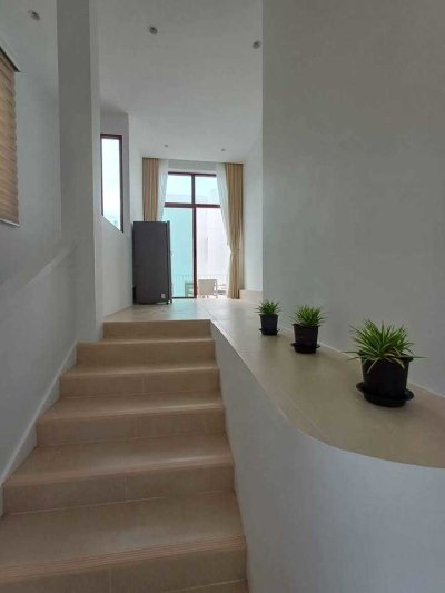 8R0768 ให้เช่า pool villa 3 ห้องนอน 3 ห้องน้ำ ราคา 150,000/เดือน โซนฉลอง