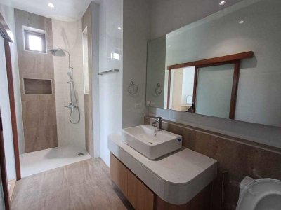8R0768 ให้เช่า pool villa 3 ห้องนอน 3 ห้องน้ำ ราคา 150,000/เดือน โซนฉลอง