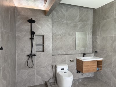8R0774 ให้เช่า pool villa 3 ห้องนอน 4 ห้องน้ำ ราคา 100,000/เดือน โซนฉลอง