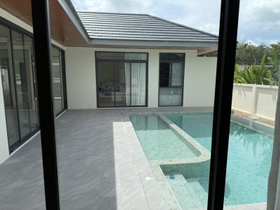 8R0774 ให้เช่า pool villa 3 ห้องนอน 4 ห้องน้ำ ราคา 100,000/เดือน โซนฉลอง