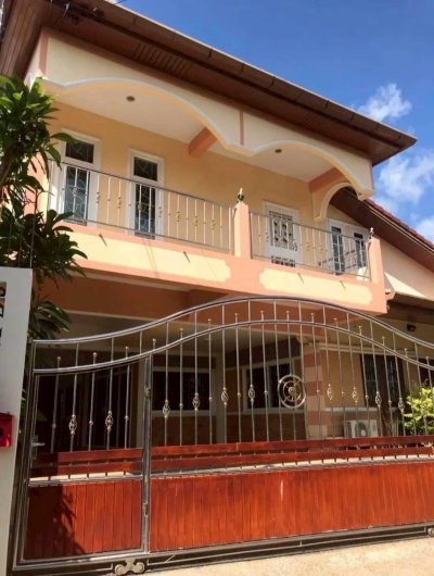 8R0778 This house for rent 4 bedroom 5 bathroom 50,000/month at chalong