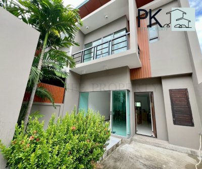 8R0792 This house for rent 3 bedroom 2 bathroom 40,000/month at chalong