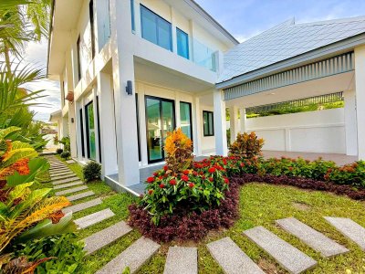 8R0798 Pool villa for rent 3 bedroom 3 bathroom 120,000/month at chalong