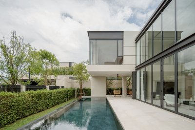 8R0803 ให้เช่า pool villa 4 ห้องนอน 5 ห้องน้ำ ราคา 350,000/เดือน โซนฉลอง