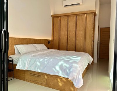 8R0808 ให้เช่าบ้านแฝดชั้นเดียว 2 ห้องนอน 2 ห้องน้ำ ราคา 55,000/เดือน โซนฉลอง