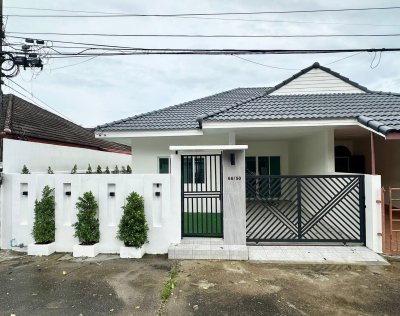 8R0810 ให้เช่าบ้านเดี่ยวชั้นเดียว 3 ห้องนอน 2 ห้องน้ำ ราคา 45,000/เดือน โซนฉลอง