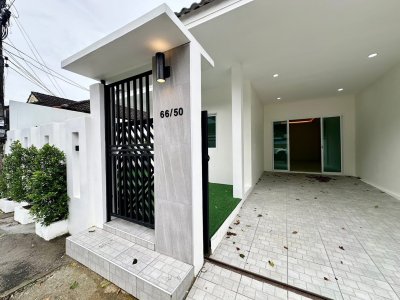 8R0810 ให้เช่าบ้านเดี่ยวชั้นเดียว 3 ห้องนอน 2 ห้องน้ำ ราคา 45,000/เดือน โซนฉลอง