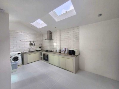 8R0813 Pool villa for rent 3 bedroom 2 bathroom 70,000/month at chalong