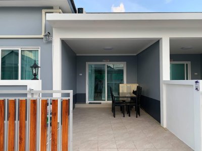 8R0819 ให้เช่าบ้านแฝดชั้นเดียว 2 ห้องนอน 2 ห้องน้ำ ราคา 35,000/เดือน โซนฉลอง