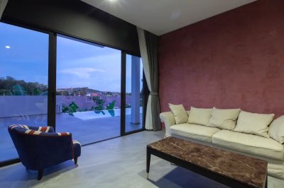 8R0826 Pool villa for rent 4 bedroom 5 bathroom 180,000/month at chalong