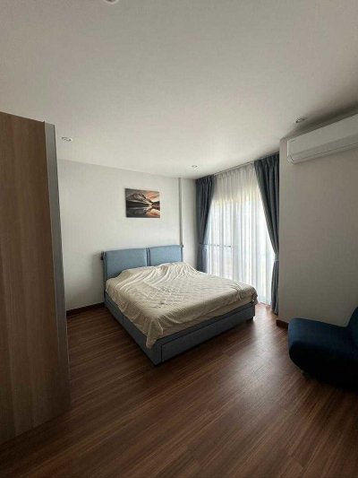 8R0833 ให้เช่าบ้านแฝดสองชั้น 3 ห้องนอน 3 ห้องน้ำ ราคา 55,000/เดือน โซนฉลอง