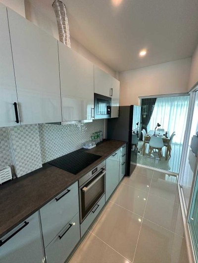 8R0833 ให้เช่าบ้านแฝดสองชั้น 3 ห้องนอน 3 ห้องน้ำ ราคา 55,000/เดือน โซนฉลอง