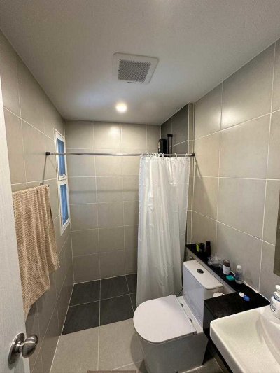 8R0833 ให้เช่าบ้านแฝดสองชั้น 3 ห้องนอน 3 ห้องน้ำ ราคา 55,000/เดือน โซนฉลอง