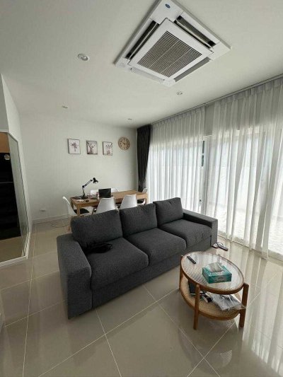 8R0833 ให้เช่าบ้านแฝดสองชั้น 3 ห้องนอน 3 ห้องน้ำ ราคา 55,000/เดือน โซนฉลอง