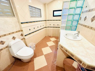 8R0835 ให้เช่าบ้านเดี่ยวชั้นเดียว 3 ห้องนอน 2 ห้องน้ำ ราคา 38,000/เดือน โซนฉลอง