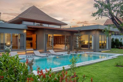 8R0839 Pool villa for rent 4 bedroom 5 bathroom 190,000/month at chalong