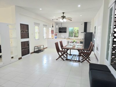 8R0840 ให้เช่าบ้านเดี่ยวชั้นเดียว 3 ห้องนอน 4 ห้องน้ำ ราคา 50,000/เดือน โซนฉลอง