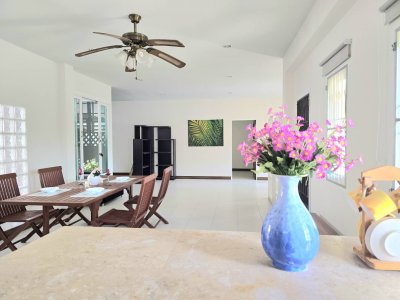 8R0840 ให้เช่าบ้านเดี่ยวชั้นเดียว 3 ห้องนอน 4 ห้องน้ำ ราคา 50,000/เดือน โซนฉลอง