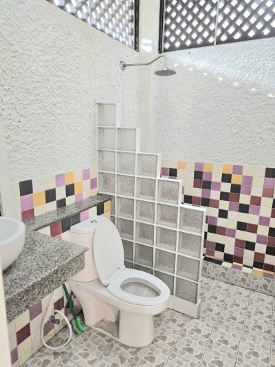 8R0840 ให้เช่าบ้านเดี่ยวชั้นเดียว 3 ห้องนอน 4 ห้องน้ำ ราคา 50,000/เดือน โซนฉลอง