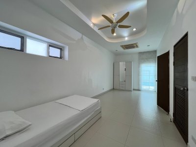 8R0841 Pool villa for rent 5 bedroom 6 bathroom 100,000/month at chalong