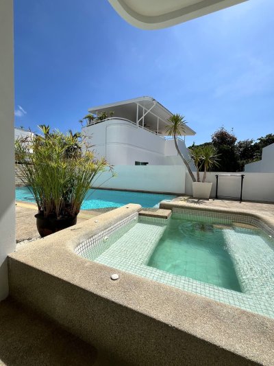 8R0841 Pool villa for rent 5 bedroom 6 bathroom 100,000/month at chalong