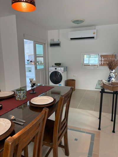 8R0846 ให้เช่าบ้านเดี่ยวสองชั้น 3 ห้องนอน 2 ห้องน้ำ ราคา 65,000/เดือน โซนฉลอง