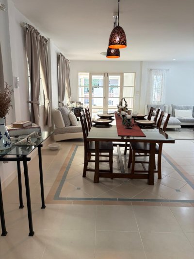 8R0846 ให้เช่าบ้านเดี่ยวสองชั้น 3 ห้องนอน 2 ห้องน้ำ ราคา 65,000/เดือน โซนฉลอง