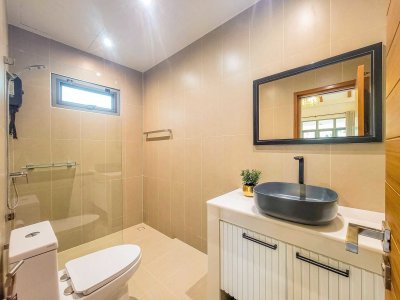 8R0851 This house for rent 3 bedroom 3 bathroom 70,000/month at chalong