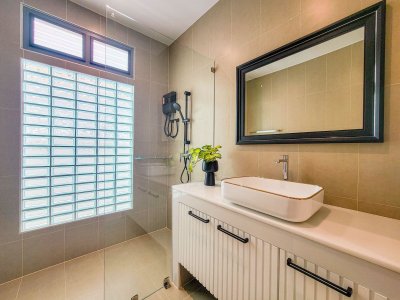 8R0851 This house for rent 3 bedroom 3 bathroom 70,000/month at chalong