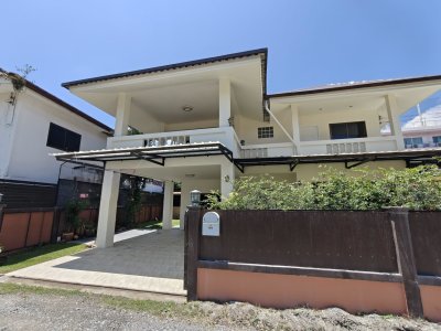 8R0859 ให้เช่าบ้านเดี่ยวสองชั้น 3 ห้องนอน 3 ห้องน้ำ ราคา 62,000/เดือน โซนฉลอง