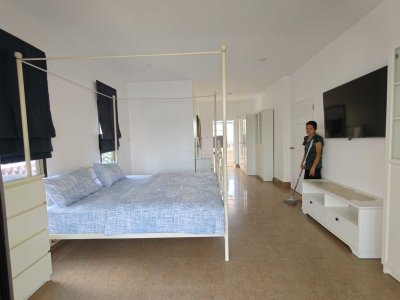 8R0859 ให้เช่าบ้านเดี่ยวสองชั้น 3 ห้องนอน 3 ห้องน้ำ ราคา 62,000/เดือน โซนฉลอง