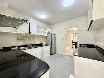 8R0860 ให้เช่าบ้านเดี่ยวสองชั้น 4 ห้องนอน 4 ห้องน้ำ ราคา 100,000/เดือน โซนฉลอง