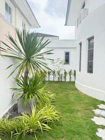 8R0861 This house for rent 3 bedroom 4 bathroom 70,000/month at chalong