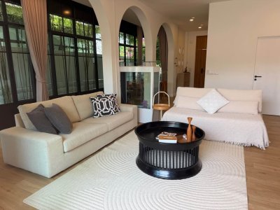 8R0865 ให้เช่าบ้านเดี่ยวสองชั้น 3 ห้องนอน 4 ห้องน้ำ ราคา 65,000/เดือน โซนฉลอง