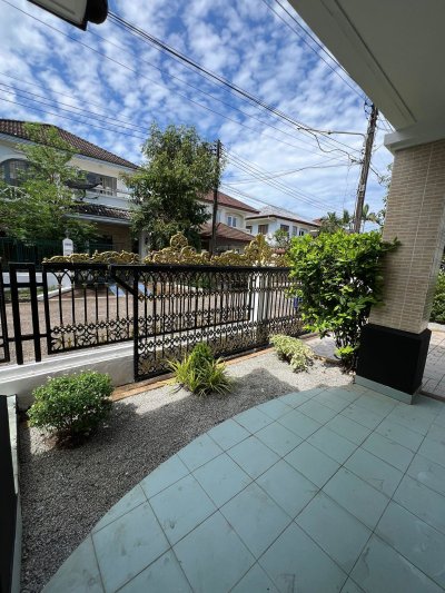 8R0867 This house for rent 3 bedroom 2 bathroom 60,000/month at chalong