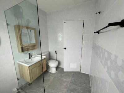 8R0867 This house for rent 3 bedroom 2 bathroom 60,000/month at chalong