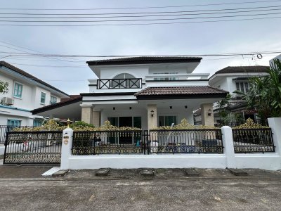 8R0867 This house for rent 3 bedroom 2 bathroom 60,000/month at chalong