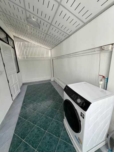 8R0867 This house for rent 3 bedroom 2 bathroom 60,000/month at chalong