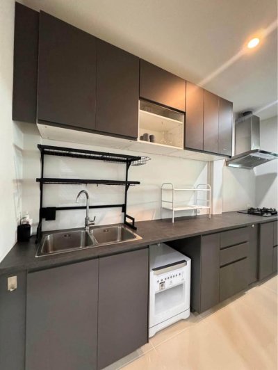 8R0868 ให้เช่าบ้านแฝดสองชั้น 2 ห้องนอน 3 ห้องน้ำ ราคา 50,000/เดือน โซนฉลอง